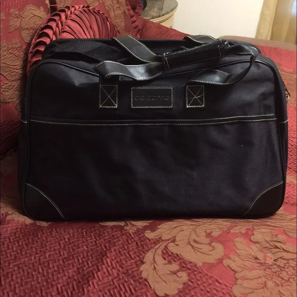 Claiborne traveling bag.